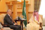 ‏بدر بن سلطان يستقبل الممثل الإقليمي لمفوضية الأمم المتحدة لشؤون اللاجئين