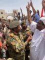 الفريق اول البرهان عرف بصرامته وحزمه العسكري واشرف على قوات السودان باليمن