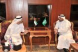 وزير العمل يلتقي وزير الموارد البشرية والتوطين بالإمارات