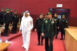 رئيس الحرس الملكي يكرم الفريق أول حمد العوهلي