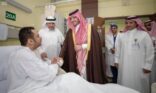 وزير الداخلية يزور رجال الأمن الذين أصيبوا أثناء تصديهم للهجوم الإرهابي
