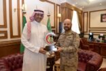 وفد اللجنة الدائمة للقانون الدولي الإنساني يزور وزارة الدفاع
