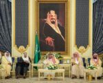 خادم الحرمين يستقبل أصحاب السمو الأمراء والعلماء والوزراء المهنئين بشهر رمضان
