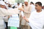 خمسة ملايين عبوة ماء وزعتها جمعية طوى خلال رمضان في مكة