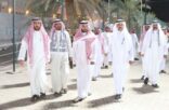 نائب أمير حائل يزور مقر نادي الطائي