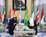 وزير خارجية إندونيسيا تصل إلى جدة