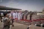 أمير الجوف ينقل تهنئة القيادة لضباط وأفراد حرس الحدود بعيد الفطر
