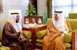 أمير الرياض يستقبل مدير عام صحة الرياض الجديد