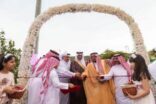 تدشين مهرجان الورود والعطور في محافظة القرى بالباحة