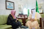 أمير منطقة الرياض بالنيابة يستقبل مدير مكافحة المخدرات بالمنطقة