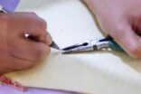 الكتابة على حبات الأرز هدايا وسام البادية بمحافظة المندق