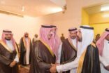 أمير الجوف يلتقي المواطنين بمحافظة القريات