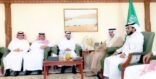 محافظ المزاحمية يستقبل وفد صحافيو الوطن ويشيد بجهودهم الإعلامية