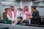 بالصور.. وزير الداخلية يتفقد سير العمل بالمركز الوطني للعمليات الأمنية الموحدة 911