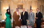 نائب وزير الدفاع يلتقي وزير خارجية الولايات المتحدة الأمريكية