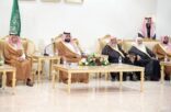 أمير منطقة جازان بالنيابة يستقبل المواطنين ويطلع على احتياجاتهم