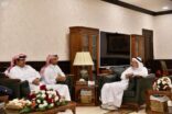 مدير جامعة أم القرى يتسلّم تقرير البرامج الوقائية لمكافحة المخدرات بمكة