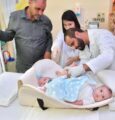 وصول التوأم السيامي الليبي محمد و احمد لمدينة الملك عبدالعزيز الطبية بالرياض