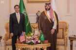 نائب وزير الدفاع يلتقي وزير الدفاع الأمريكي