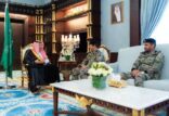 أمير الباحة يستقبل بمكتبه اليوم مدير إدارة سجون المنطقة
