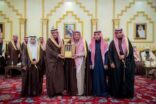 الأمير فيصل بن مشعل يُكرّم مدير النقل بمنطقة القصيم نظير تميز عمل الفرع