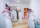 أمير القصيم يتفقد إسكان الرس ويطلع على عدد من نماذج المباني المنفذة