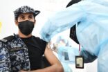 الخدمات الطبية بالداخلية تقدم لقاح فيروس كورونا لقوة الأمن والحماية بنيوم ومدينة تدريب الأمن العام بمكة