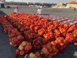 ضبط ٢ طن من فاكهة الفراولة والقرع في سوق الخضار المركزي بالدمام