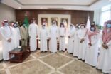 الفضلي يكرِّم الباحثين بمركز إنتاج وتقييم اللقاحات البيطرية لتسجيلهم براءة اختراع