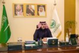 أمير الجوف يؤكد استمرار الجولات للتأكد من تطبيق اجراءات الوقاية من كورونا