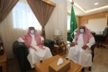 الشؤون الإسلامية وإدارة المخدرات بالقصيم يناقشان تعزيز دورهما المشترك