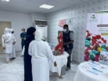قسم الصيدلية بمستشفى الثغر يقيم فعالية بمناسبة اليوم العالمي للمضادات الحيوية
