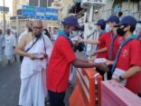 كشافة وزارة التعليم توزع 15 ألف وجبة إفطار حاج لحجاج بيت الله الحرام