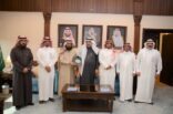 أمين الشرقية ورئيس مجلس إدارة الجمعية التعاونية للثروة الحيوانية بالشرقية يبحثان أوجه التعاون المشترك