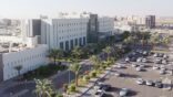 تخصصي تبوك يُنهي معاناة مريضة من ورم في الغدة الجار درقية
