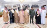 أمير الرياض يدشن الحملة التسويقية والإعلامية للجنة رعاية السجناء والمفرج عنهم