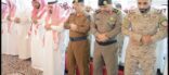 محافظ محايل يؤدي الصلاة على شهيد الواجب آل دهمان وينقل تعازي القيادة لذويه
