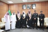 مدير عام هيئة الأمر بالمعروف في الرياض يزور مدير الدوريات الأمنية بالمنطقة