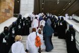 فتيات الكشافة.. عطاء وتفاني متوج بدعوات ضيوف الرحمن