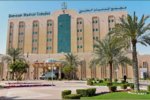 نجاح عملية جراحية نادرة لإعادة وظيفة الفك لشاب بمجمع الدمام