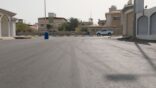 بلدية القطيف تبدأ تنفيذ أعمال تطوير وسفلتة شوارع داخلية في عنك بمساحة 19 الف م٢