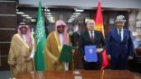 النائب العام يلتقي بنظيره القرغيزستاني في بيشكك ويوقعان مذكرة تفاهم
