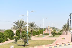 بلدية مليجة تضيء شوارعها وتجمّل مظهرها الحضري ضمن خطط التطوير المستمر