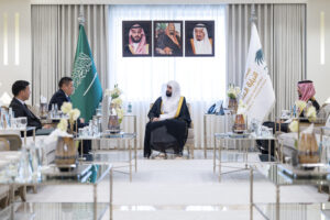 النائب العام و سفير كازاخستان لدى المملكة يستعرضان مجالات التعاون النيابي وسبل تطويرها