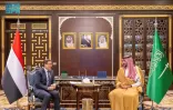 سمو وزير الدفاع يلتقي رئيس مجلس الوزراء اليمني