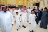 محافظ الليث يُشارك أبناءه الأيتام مأدبة الإفطار