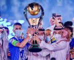 سمو وزير الرياضة يتوج الهلال بكأس دوري المحترفين