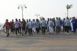 150 مشاركاً ومشاركة في برنامج المشي على الكثبان الرملية بصامطة
