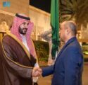 وزير الدفاع يلتقي رئيس مجلس الوزراء اليمني