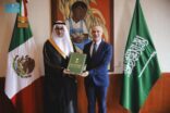 السفير المناور يقدّم نسخة من أوراق اعتماده لمدير عام المراسم بوزارة الخارجية المكسيكية